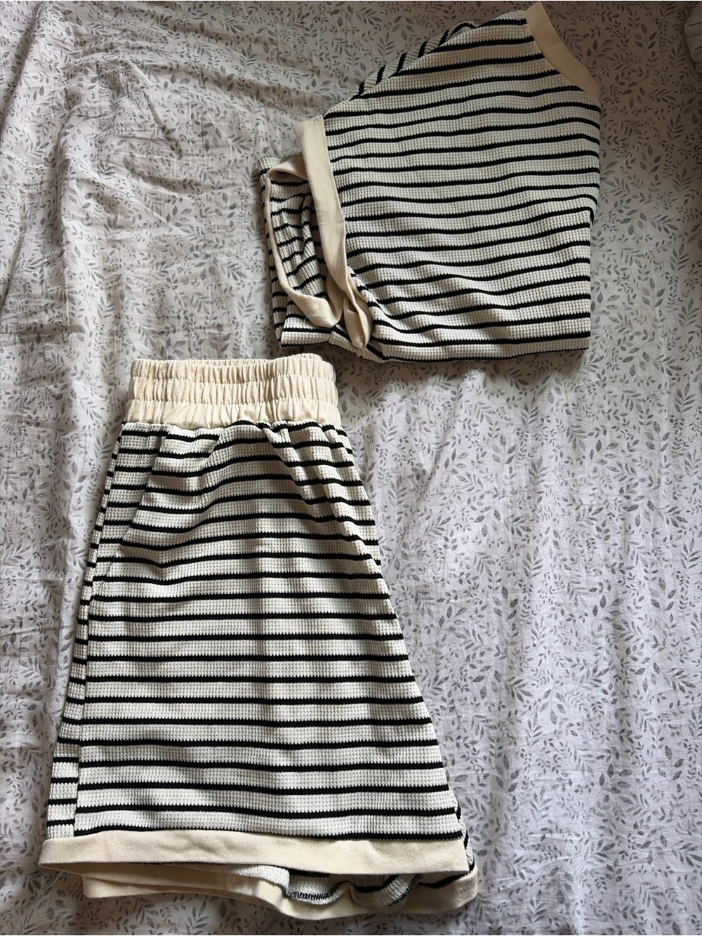 Cream and Black Striped Knit Set - Casual Elastic Waist